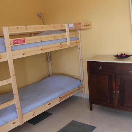 Ericeira Chill Hill Hostel & Private Rooms - Peach Garden Zimmer foto