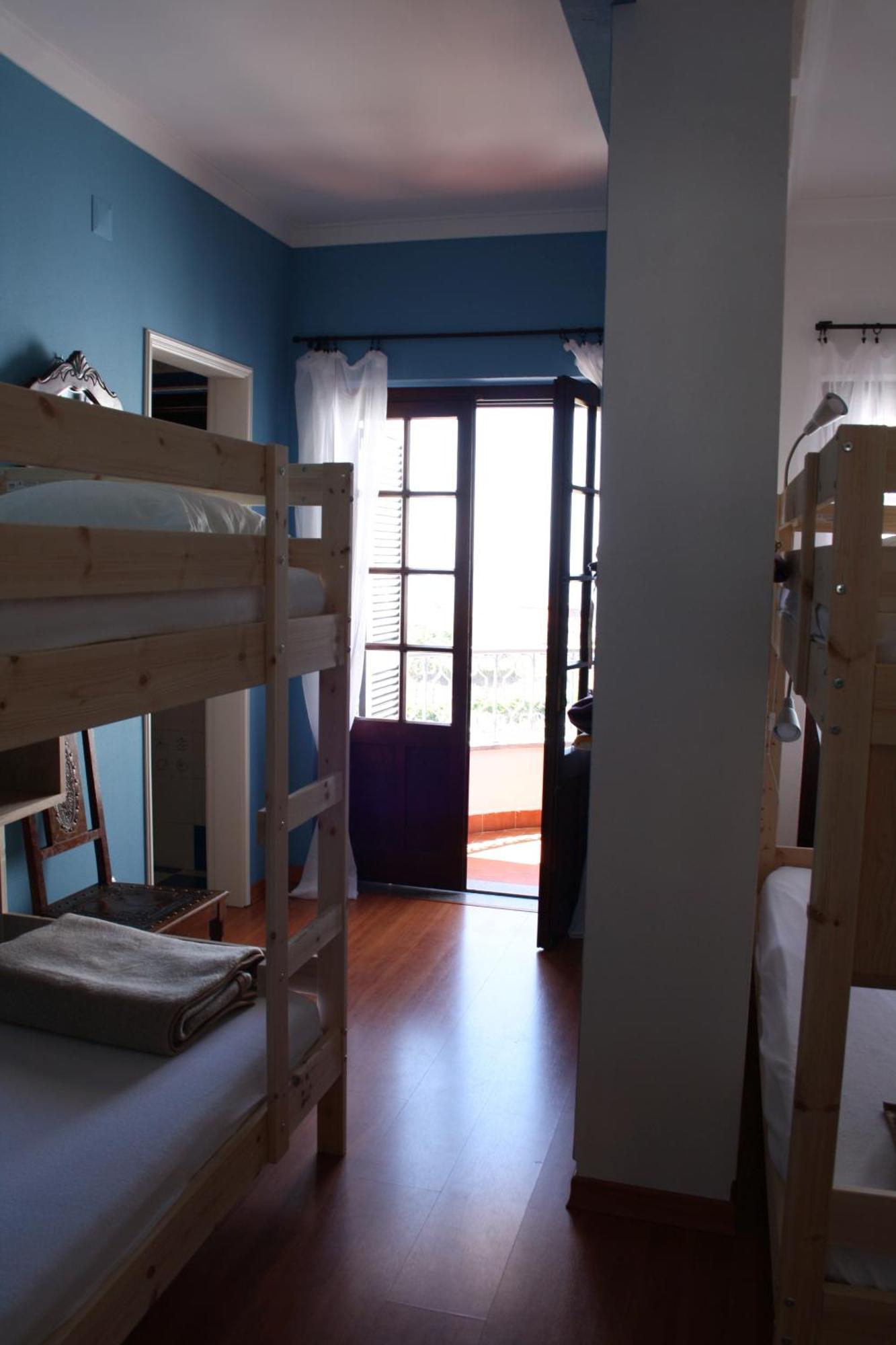Ericeira Chill Hill Hostel & Private Rooms - Peach Garden Zimmer foto
