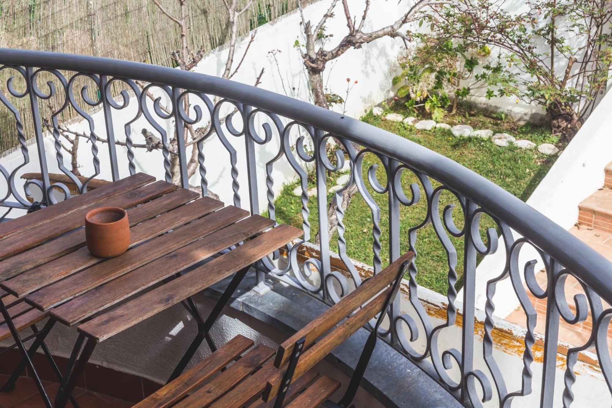 Ericeira Chill Hill Hostel & Private Rooms - Peach Garden Zimmer foto